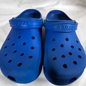CROCS Men's Classic Blue Sandals‎